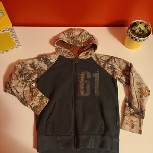 Boys Cabelas Camo Hoodie Medium